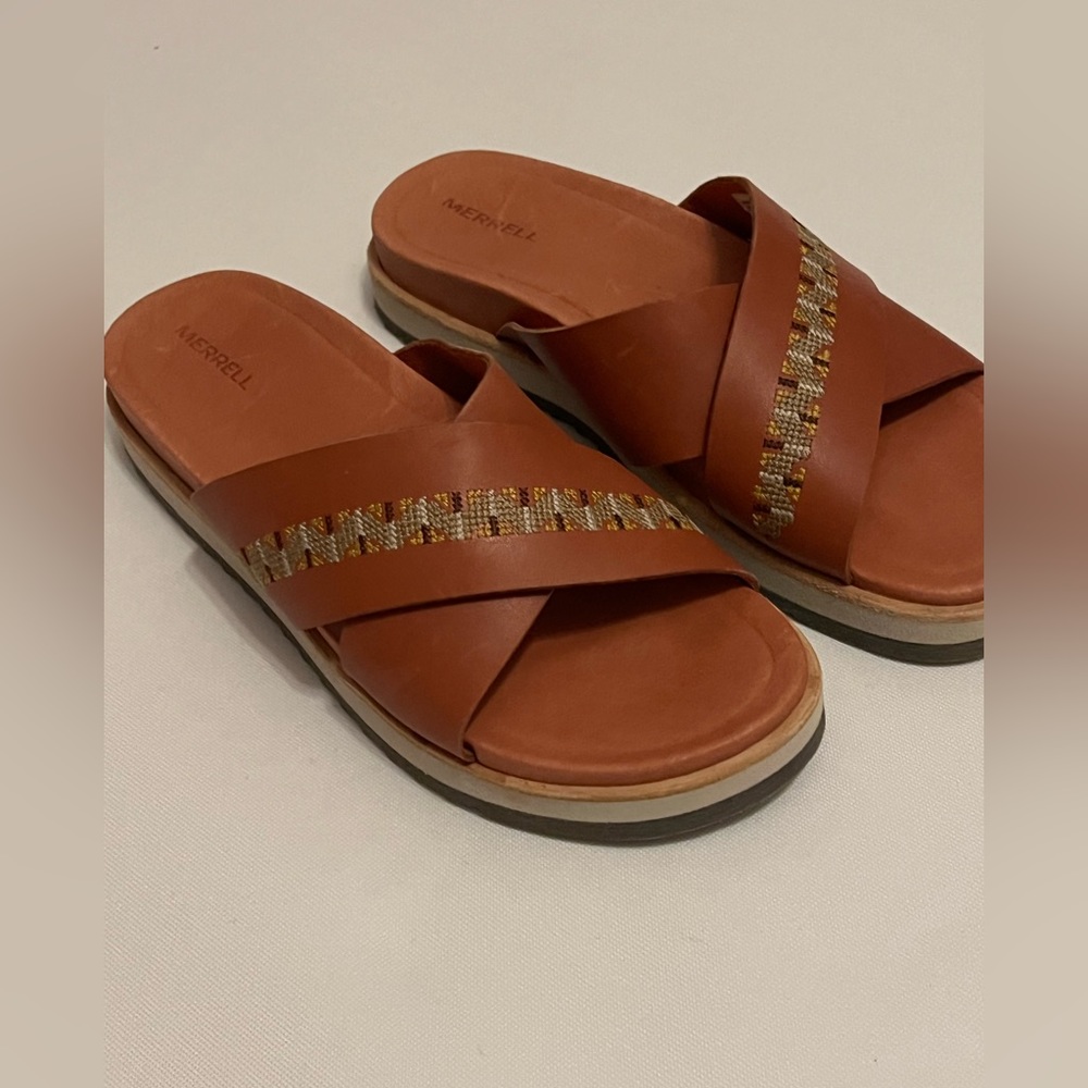 Merroll slides - Picture 2 of 5
